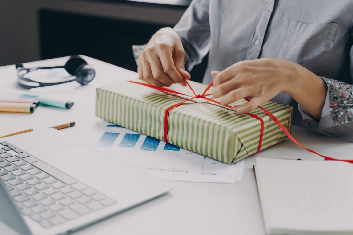 What You Need to Know About Employee Gifts and Taxable Casey